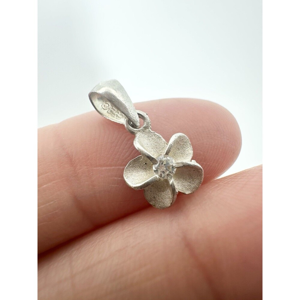 925 STERLING SILVER DAINTY PLUMERIA FLOWER PENDANT